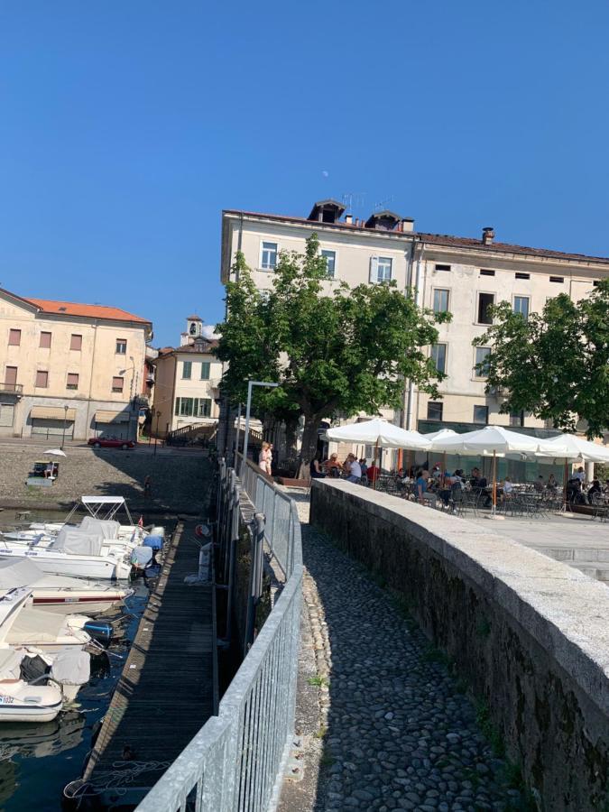 Palazzo Clerici Lägenhet Luino Exteriör bild