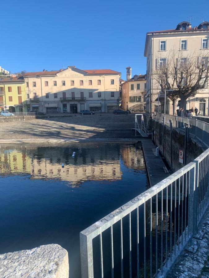 Palazzo Clerici Lägenhet Luino Exteriör bild